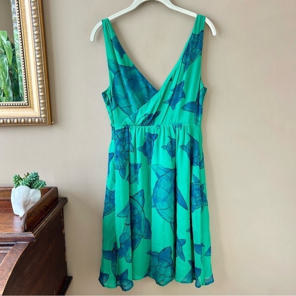 Anthropologie Moulinette Soeur Arribada Current Dress Green Silk Turtle Print 0 - Picture 4 of 7